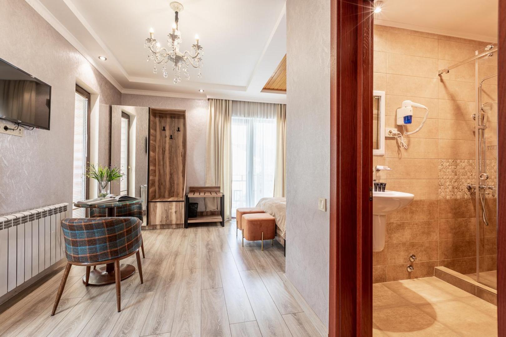 Hotel Gold Tower Mestia Cameră foto